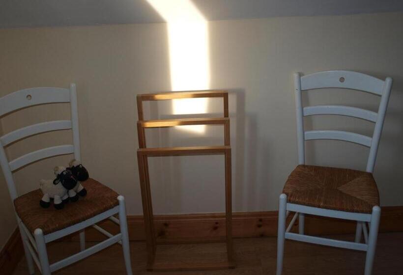 ペンション The Lookout Ardara