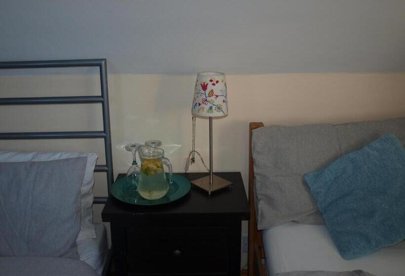 ペンション The Lookout Ardara