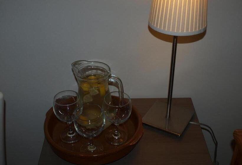 ペンション The Lookout Ardara