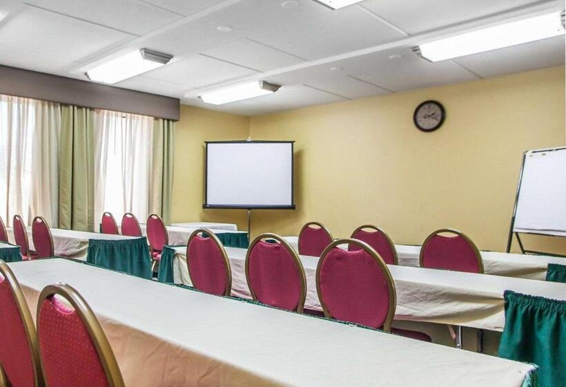 فندق Comfort Inn Lehigh Valley West