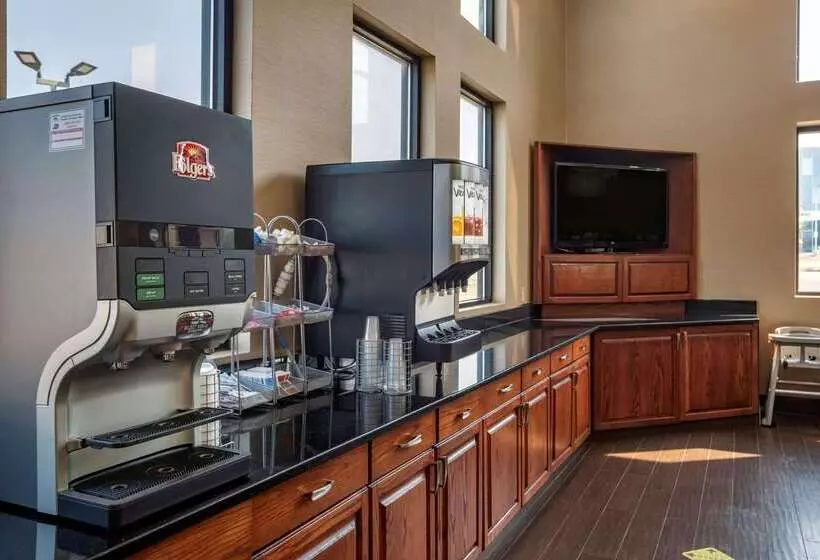 هتل Comfort Suites