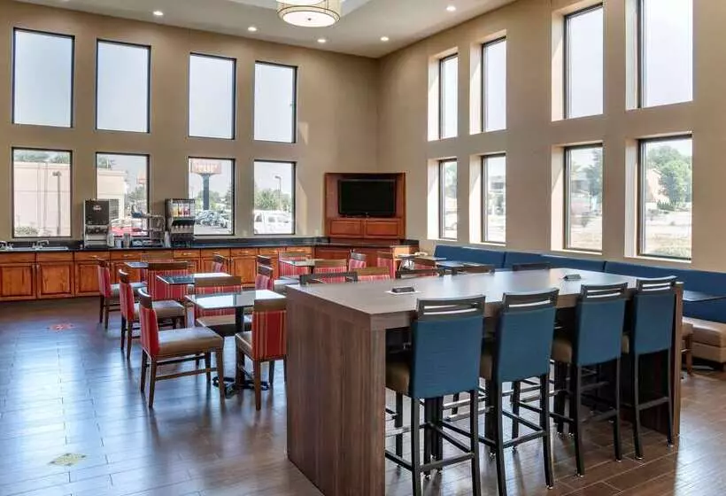 هتل Comfort Suites