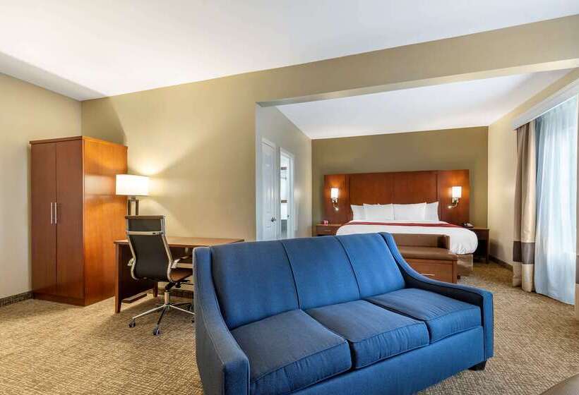 Отель Comfort Suites Near Camp Lejeune