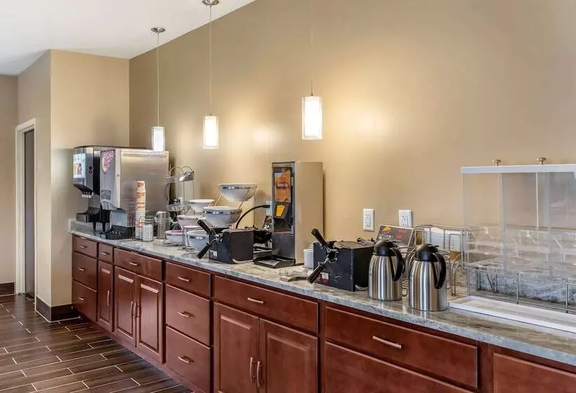 فندق Comfort Suites Near Camp Lejeune