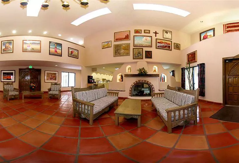 Отель Comfort Suites Taos