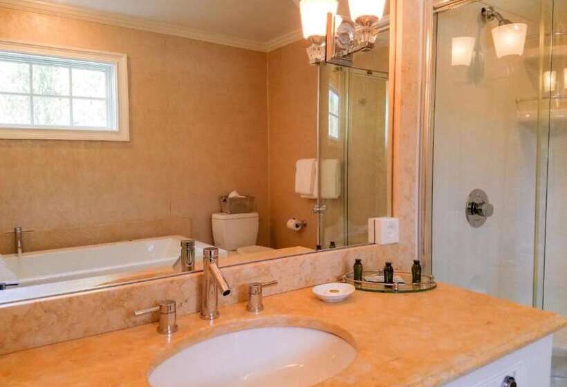 فندق Copper Beech Inn