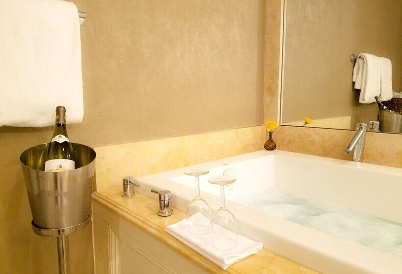 فندق Copper Beech Inn