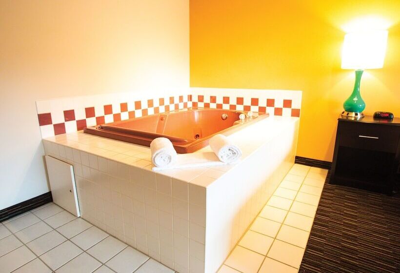 فندق Cottage Grove Inn