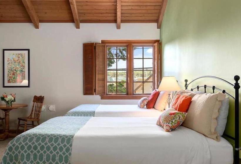 ホテル The La Conner Inn