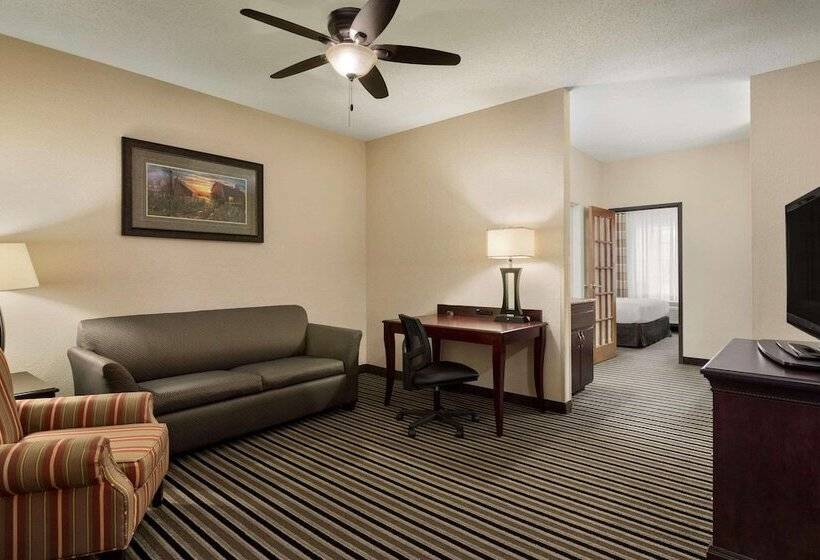 호텔 Country Inn & Suites By Radisson, Little Falls, Mn