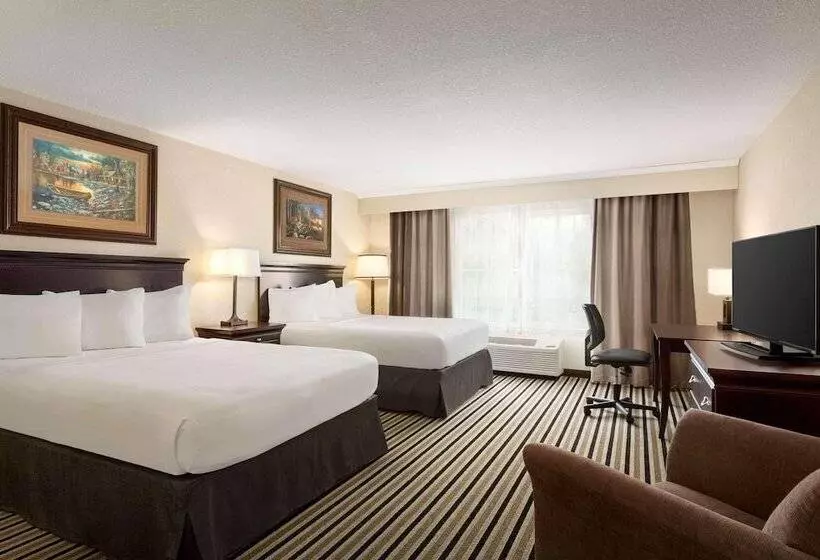 Hotelli Country Inn & Suites By Radisson, Little Falls, Mn