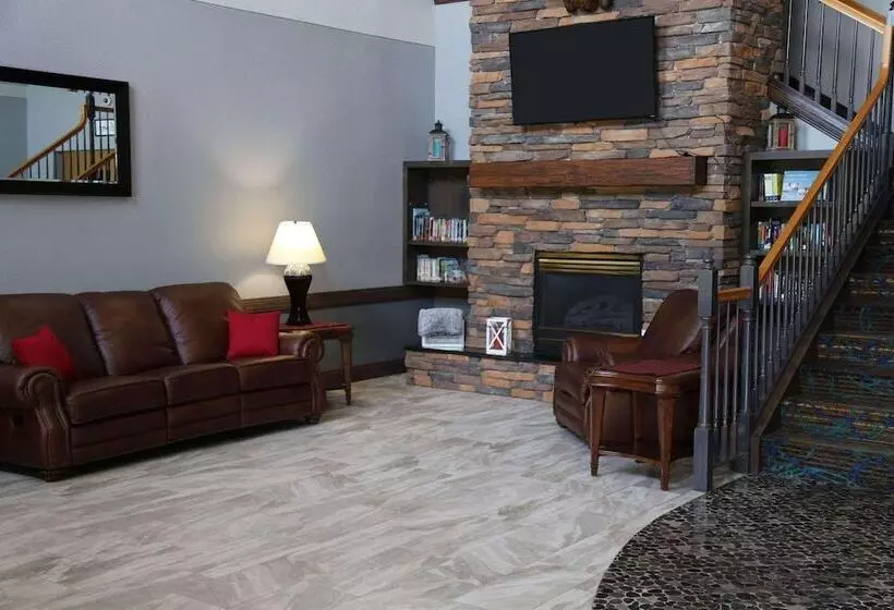 Hotelli Country Inn & Suites By Radisson, Little Falls, Mn