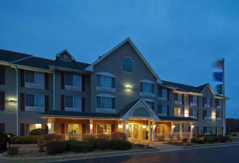 בית מלון כפרי Country Inn & Suites By Radisson, West Bend, Wi