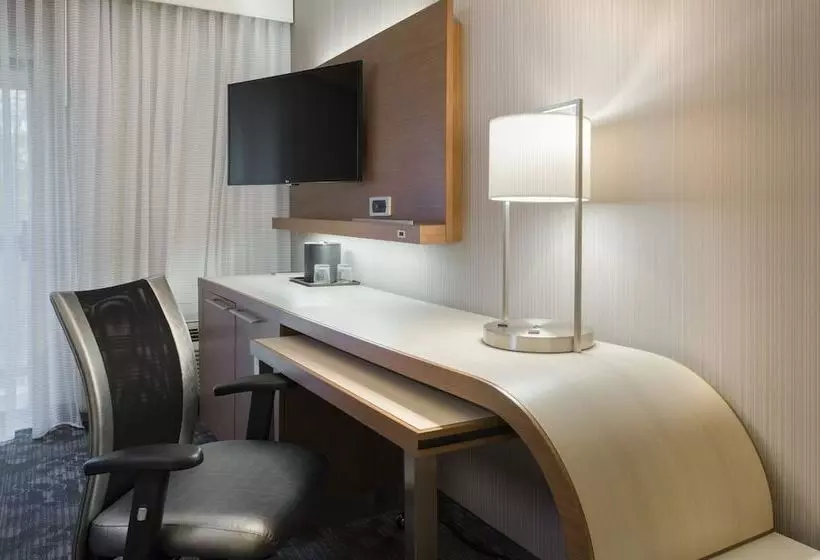 Отель Courtyard By Marriott Scranton Montage Mountain