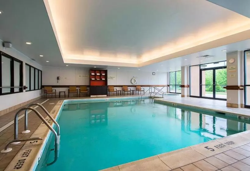 Отель Courtyard By Marriott Scranton Montage Mountain