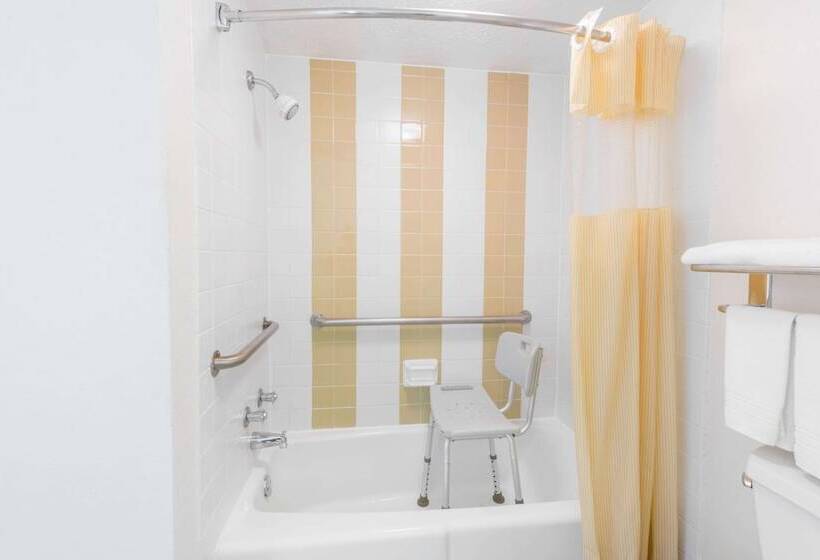 호텔 Days Inn By Wyndham Amherst