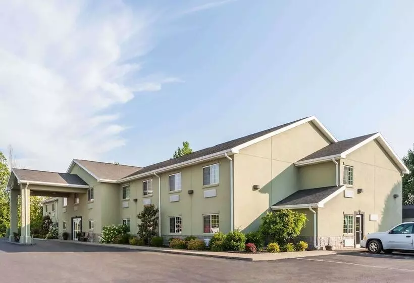 호텔 Days Inn By Wyndham Central City