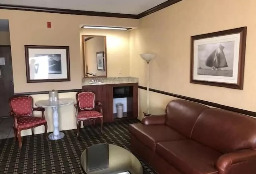 Отель Folk Inn Ontario Airport