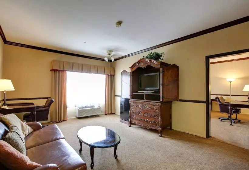 Отель Folk Inn Ontario Airport