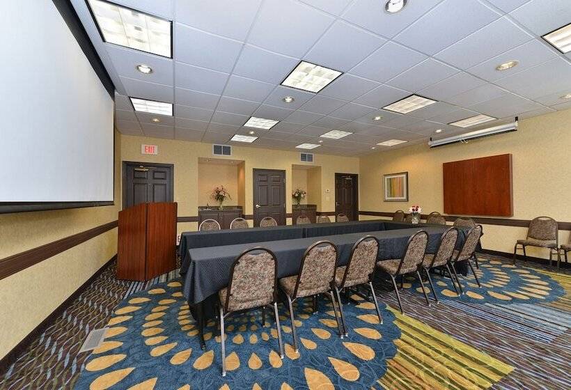 فندق Holiday Inn Express St. Paul South   Inver Grove Heights, An Ihg