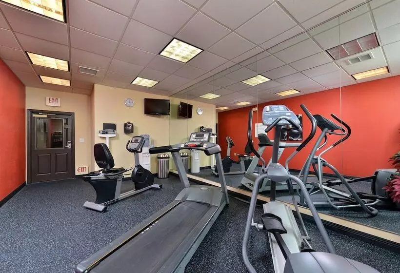 Отель Holiday Inn Express St. Paul South   Inver Grove Heights, An Ihg