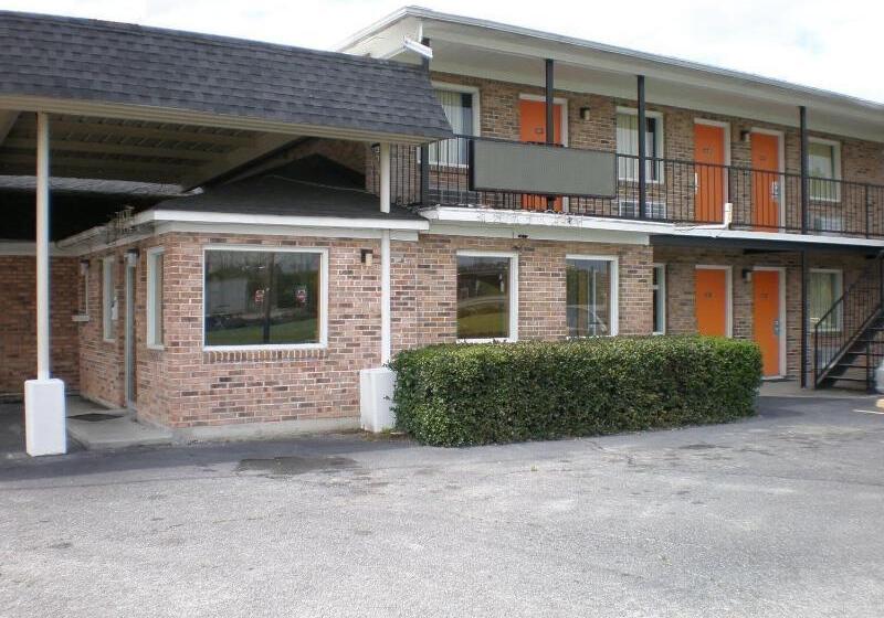 ホテル Knights Inn St. George