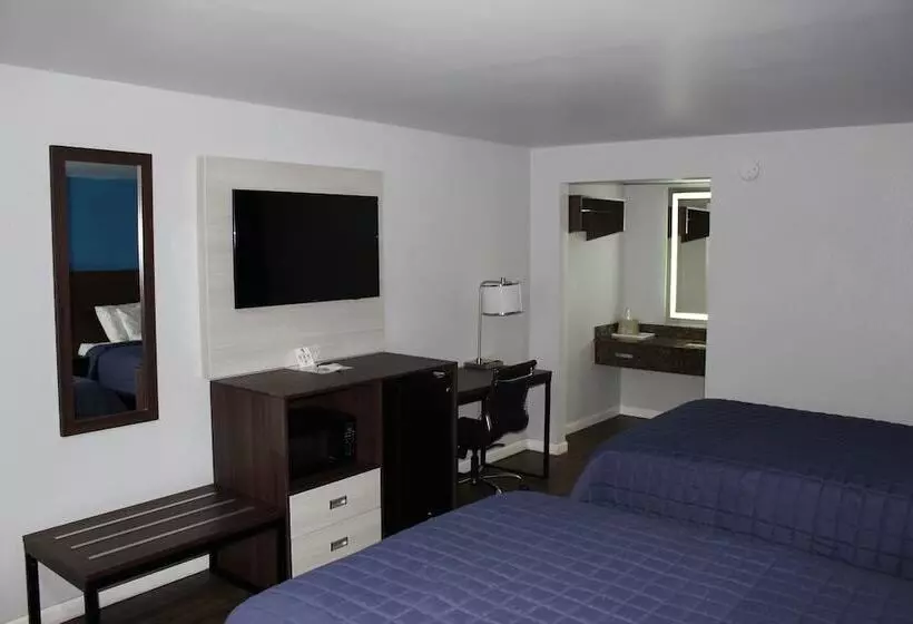 בית מלון כפרי Knights Inn St. George