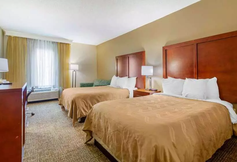 فندق Quality Inn & Suites Olde Town