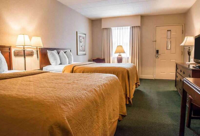 فندق Quality Inn Pittsburgh Airport