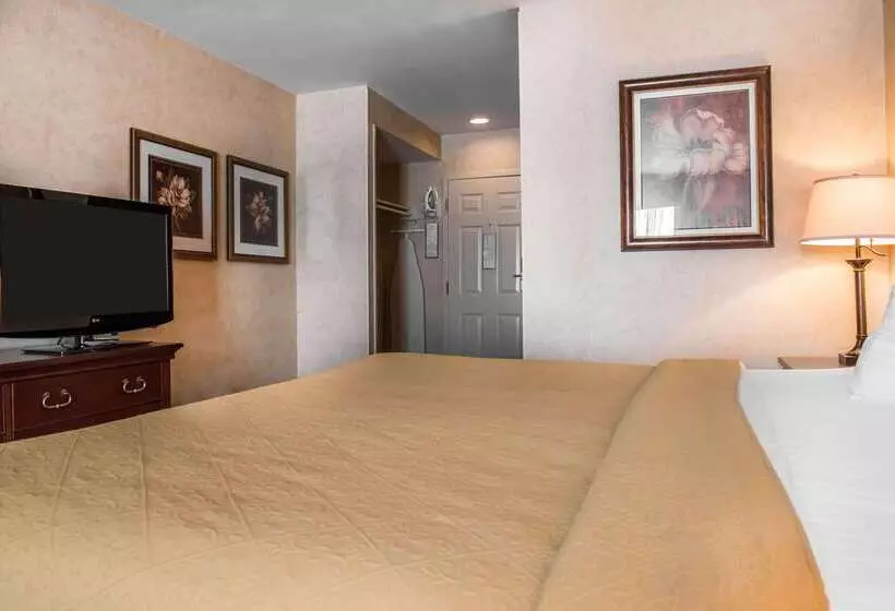 호텔 Quality Inn Pittsburgh Airport