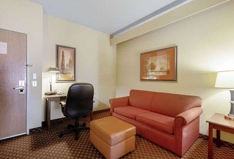 فندق Quality Suites San Antonio Northeast