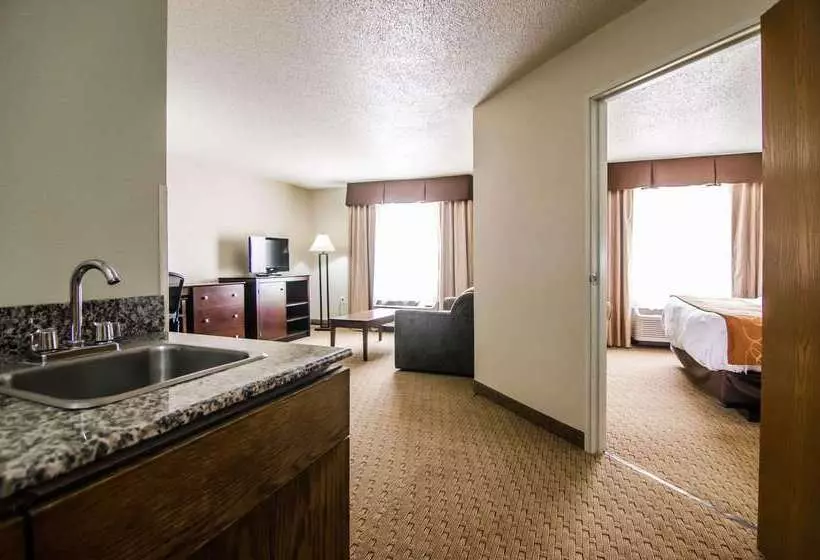 호텔 Quality Suites St. Joseph