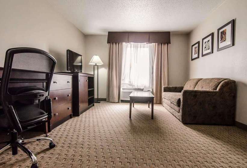 בית מלון כפרי Quality Suites St. Joseph