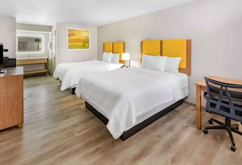 Motel Days Inn & Suites By Wyndham Huntsville