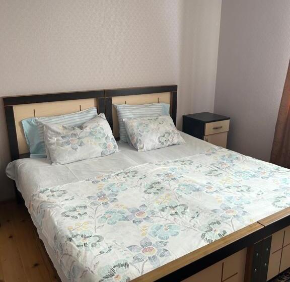 پانسیون Guesthouse Tea