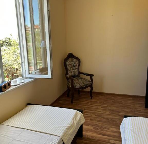 پانسیون Guesthouse Tea