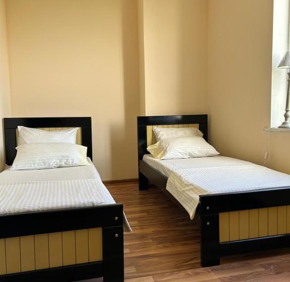 پانسیون Guesthouse Tea