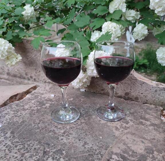 پانسیون Guesthouse Tea