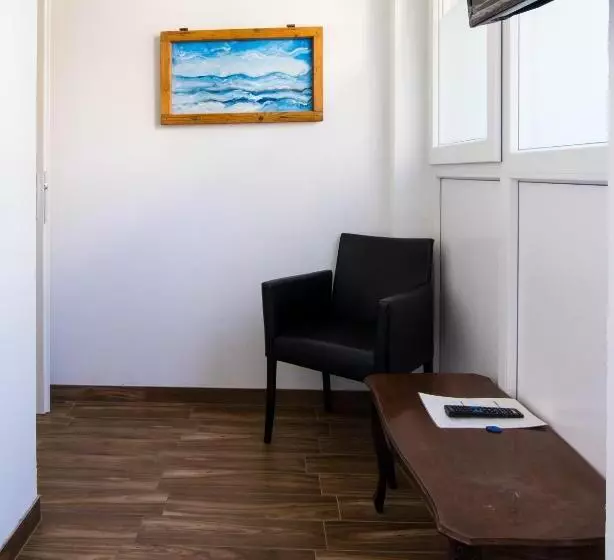 هاستل Sobe Argo Izola