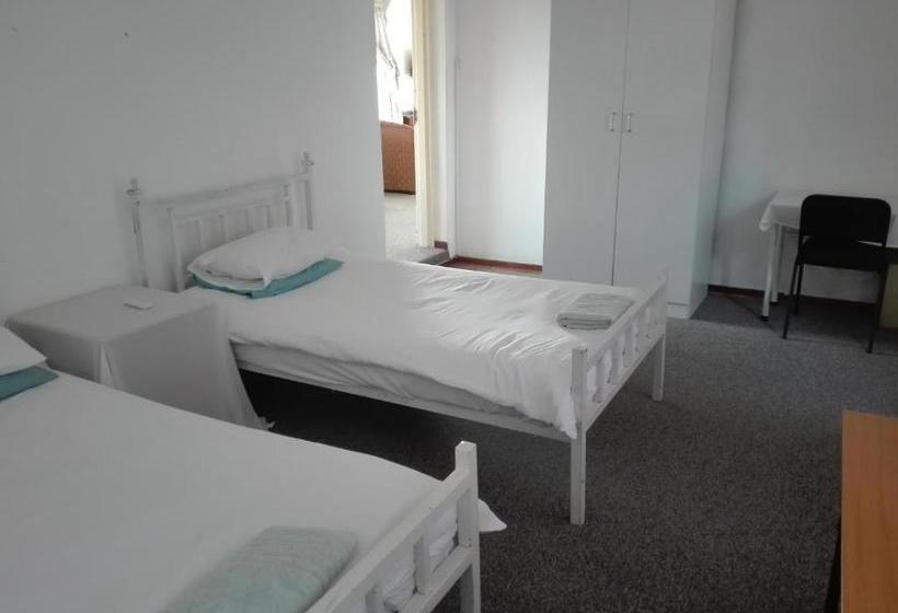 مبيت وإفطار Balcony Manor