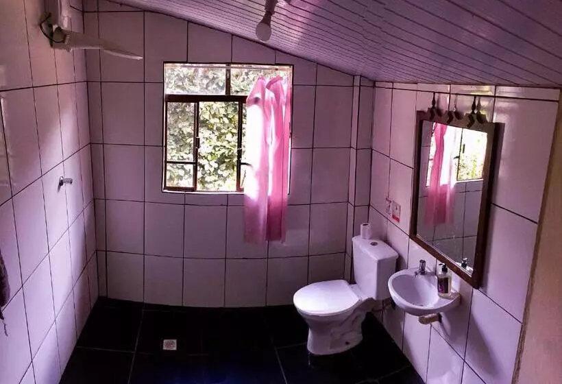 Nuh Hostel