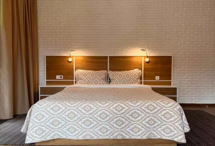 парк готель щастя