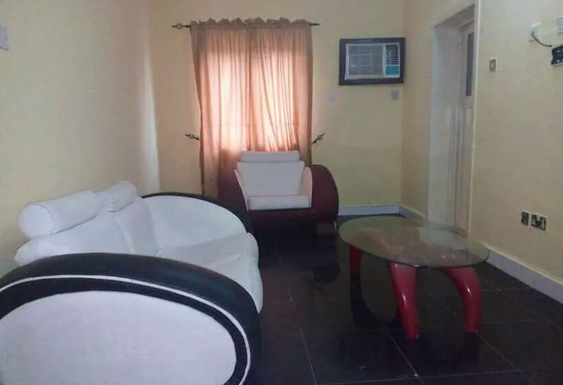 هتل D Luxx Villa & Suites