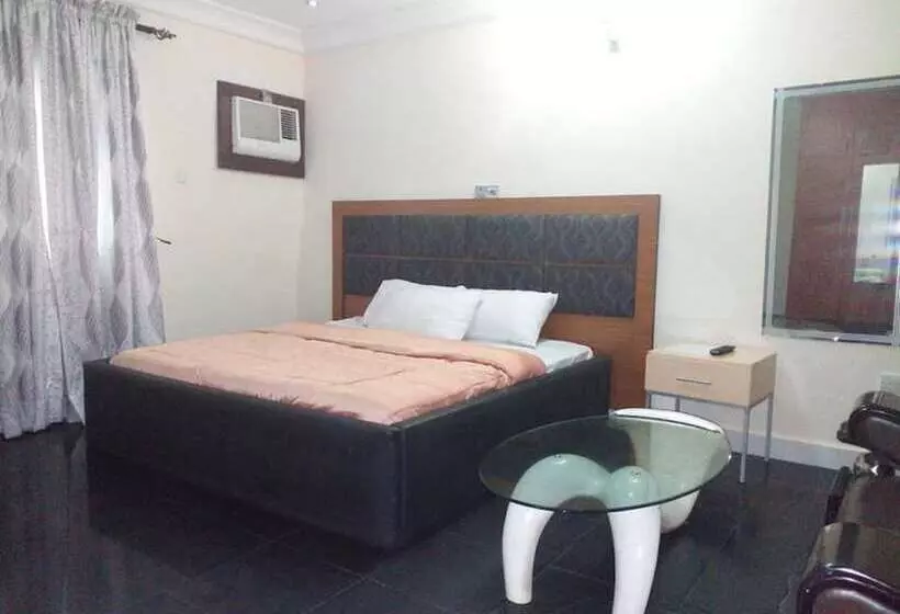 هتل D Luxx Villa & Suites