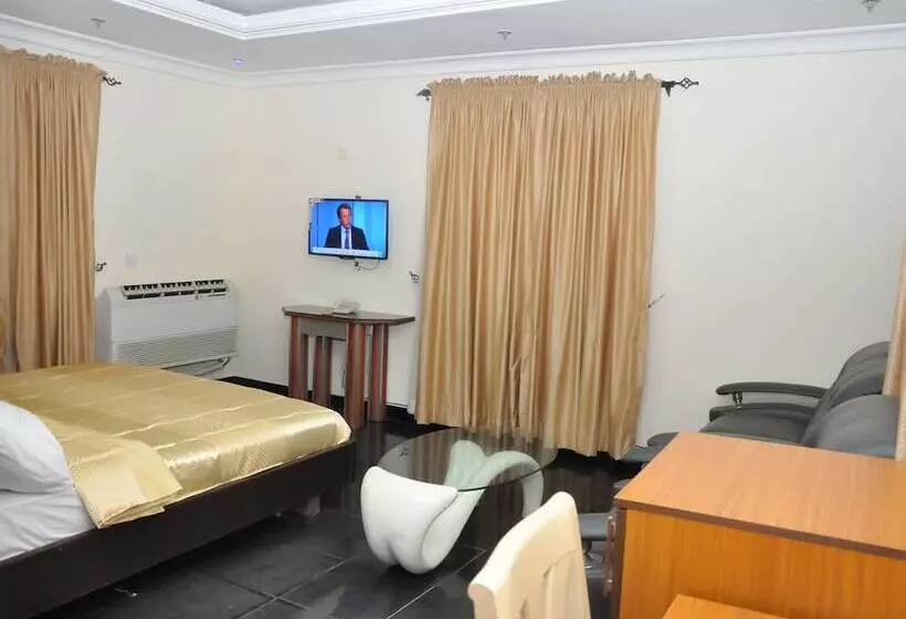 هتل D Luxx Villa & Suites