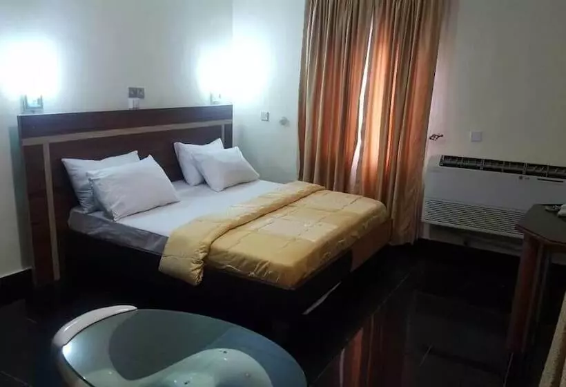 هتل D Luxx Villa & Suites