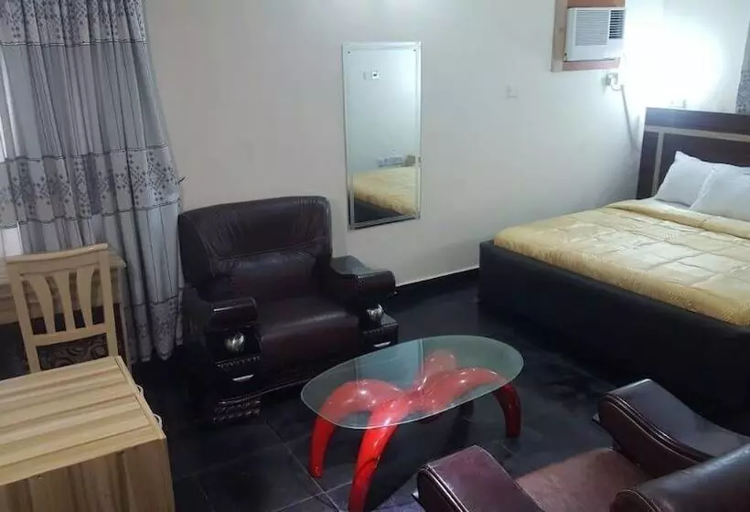 هتل D Luxx Villa & Suites