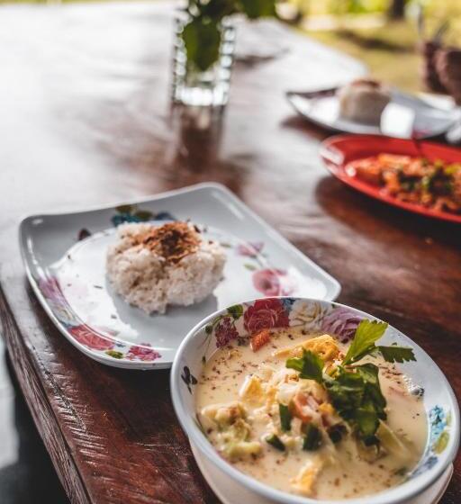 پانسیون Sumatra Cheeky Monkeys