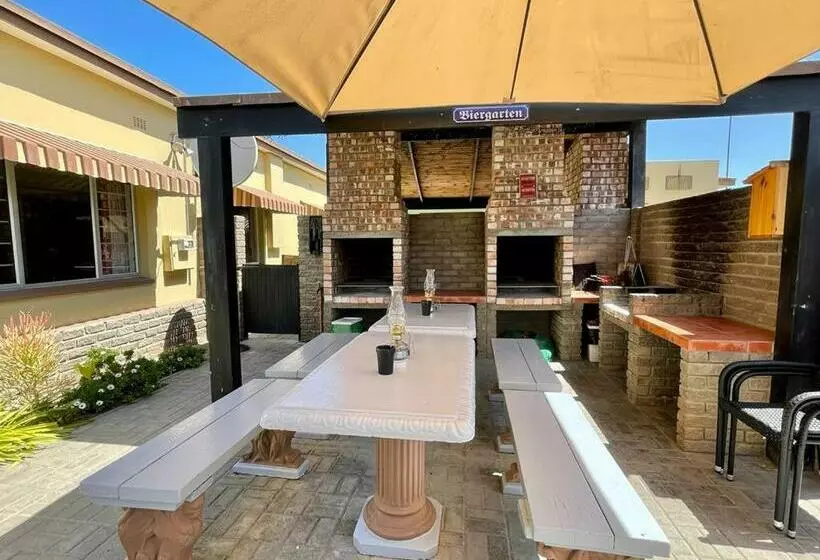 هاستل Bushbabies Inn Self Catering Accommodation