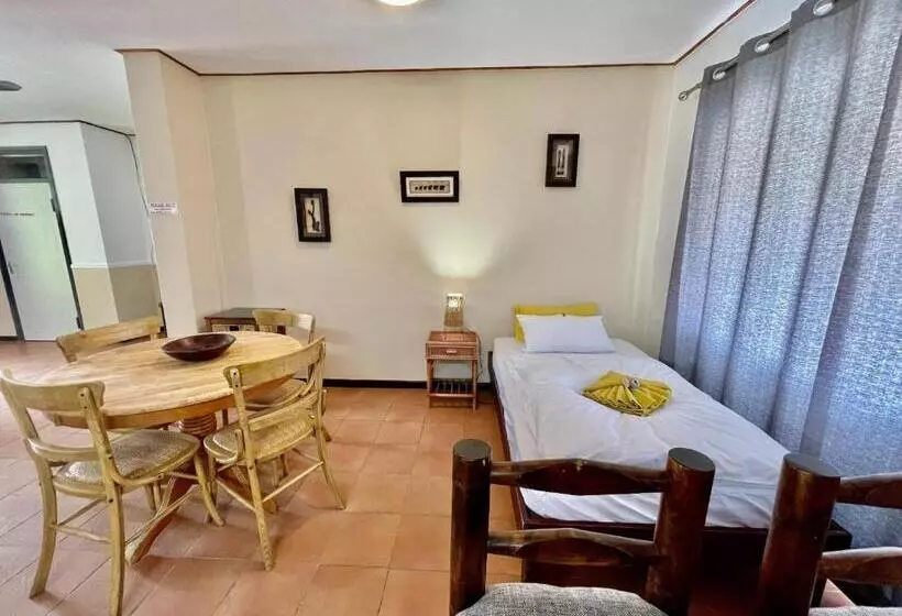 هاستل Bushbabies Inn Self Catering Accommodation